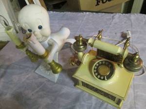 Vintage retro style telephone that...