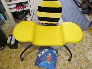 Super Buzzing Child size Bumblebee ...