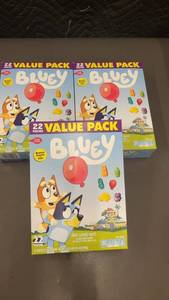 Trol  - Bluey Value Pack - Assorted Fruit Flavored Snacks with 22 Pouches