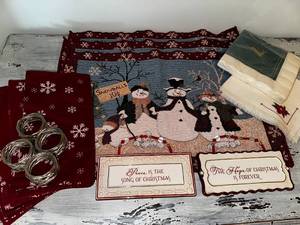 Christmas Table Decor Bundle
