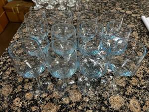 12 Blue Clear Stemmed Wine Glasses Set