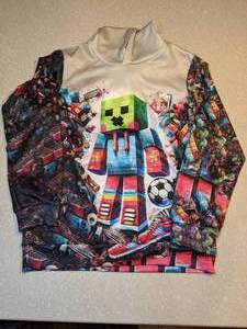 lot 411 image: New Minecraft Boys Hoodie Size 11-12 Years Old P