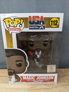 lot 72F image: Brand New Funko Pop USA Basketball Magic Johnson #112 Figure V