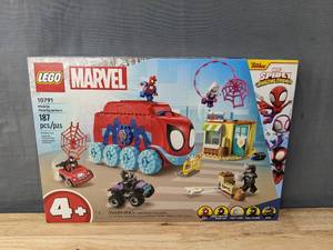 lot 20 image: Brand New LEGO Marvel Team Spidey Mobile Headquarters 4 Set 10791 Z