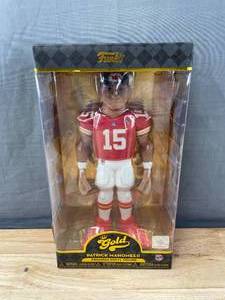lot 19 image: Brand New Patrick Mahomes II Funko Gold NFL Kansas City Chiefs Figure 13 Box V