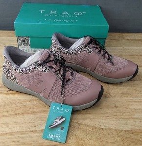 lot 44 image: Brand New TRAQ by Alegria Intent Sneakers Womens Size 10.5-11 Lilac $98.95 Retail L