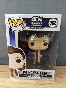 lot 179F image: Brand New Funko Pop Star Wars 40 The Empire Strikes Back Princess Leia #362 Figure V