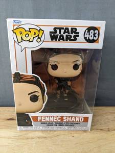 lot 222F image: Brand New Funko Pop Star Wars Fennec Shand #483 Figure V
