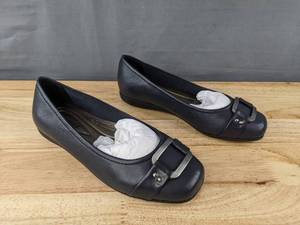 lot 449 image: Trotters Sizzle Ballet Flats Shoes Womens Size 7 Extra Wide L