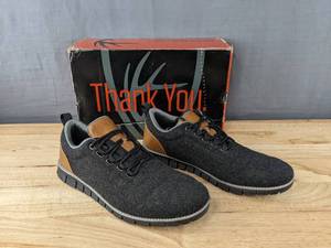 lot 451 image: Deer Stags Status Shes Mens Size 9.5 Black L
