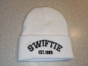 lot 441 image: New Swiftie Beanie White Black Lettering Adult OSFM P