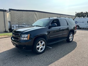lot 3 image: 2007 Chevrolet Tahoe LTZ 4x4