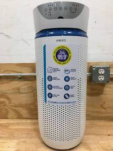 lot 46 image: Homedics Total Clean Deluxe 5 in 1 UV Air Purifier