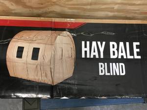 lot 10 image: Blackout Hay Bale Blind 72 W x 72 H x 82 D