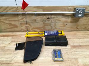 lot 107 image: Lot of Assorted Sporting Goods