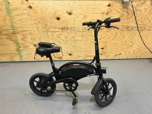 lot 14 image: JETSON BOLT PRO E BIKE