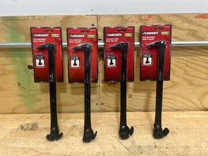 lot 79 image: HUSKY Lot of 4-  12-12 in. Nail Rockers