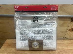lot 127 image: MILWAUKEE Fleece Dust Bags for 9 Gal. M18 FUEL Cordless WetDry Shop Vacuums (5-Pack)