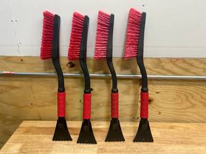 lot 131 image: SIMONIZ Lot of 4-  24 Snow Brushes with Scraper
