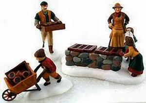 lot 58 image: Dept 56 - Dickens Village Collections Trending the Cold Frame - Heritage Village Collection