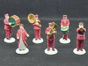 lot 64 image: Dept 56 - Dickens Village Collections Salvation Army Band - Heritage Village Collection