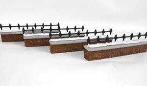 lot 71 image: Dept 56 - Dickens Village Collections Churchyard Fence Extensions - Heritage Village Collection