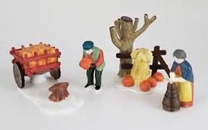 lot 103 image: Dept 56 - Dickens Village Collections Harvest Time - Heritage Village Collection