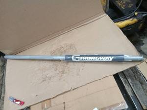 lot 102 image: 3 - TON FLOOR JACK REPLACEMENT HANDLE