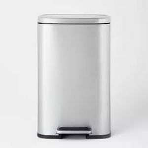 lot 41 image: 45L Rectangular Step Trash Can - Brightroom-Silver