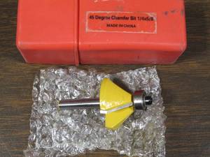 lot 25 image: 45 Degree Chamfer Bit 14 x 58