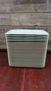 lot 36 image: Lot of 32 Dallas Ware Cafeteria Trays