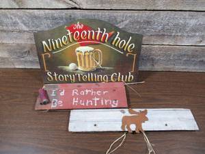 lot 74 image: Lot of 3 Farmhouse Bric-a-brac Wall Decor