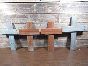 lot 85 image: Lot of 4 Reclaimed Wooden Hand Crafted Crosses