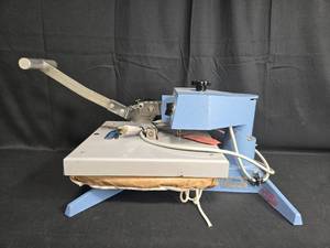 lot 1 image: Insta Heat Seal Machine Model 215 with Operation Manual