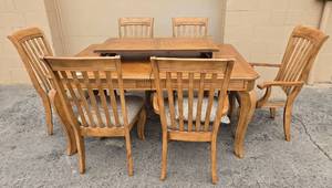 lot 35 image: 8-Piece Solid Wood Dining Table Set with 6 Chairs W Expandable Leaf