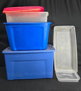 lot 40 image: Lot of 5 Storage Bins (Some with Lids - See Pictures) in Various Sizes and Colors
