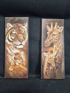 lot 72 image: Set of 2 Framed Wildlife Art Prints - Tiger and Giraffe Designs