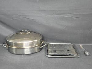 lot 139 image: Stainless Steel Roasting Pan Set with Grate and Baster