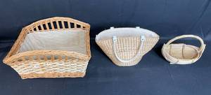 lot 98 image: Set of 3 Woven Baskets - Decorative Storage Baskets