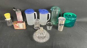 lot 201 image: Mixed Set of Household Beverage Containers and Accessories