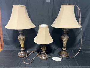 lot 85 image: Set of 3 Vintage Matching Table Lamps with Beige Shades