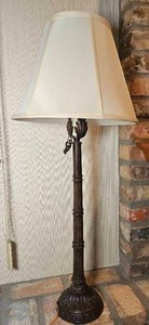 lot 78 image: Monkey Chain Rattan Table Lamp