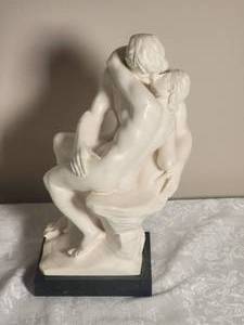 lot 32 image: Vintage Italian Stone Sculpture - Sculptor G. Ruggeri - Lovers Embrace