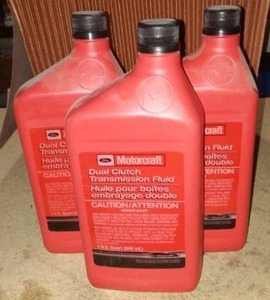 lot 571 image: Ford Genuine Ford Dual Clutch Transmission Fluid - 1 Quart (3)