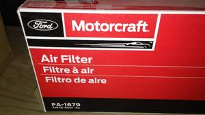 lot 607 image: Motorcraft Air Filter - Ford (XW4Z-9601-AC)