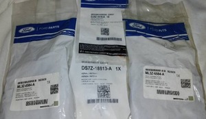 lot 639 image: Spacer 2013-2016 Ford Escape, Aerial Without Cable 2013-2020 Ford AND GASKET (2), 2021-2024 Ford