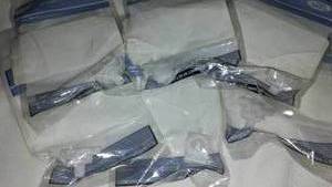 lot 616 image: CLIP - RETAINING - Ford Genuine OEM (6) BK3Z00817E