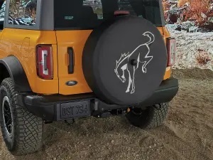 lot 554 image: Kit - Spare Wheel Cover - Ford (M2DZ-9945026-A)