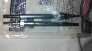 lot 685 image: Glow Plug - Ford (ZD-13-A2-4C3Z-12A342-A2)