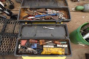 lot 749 image: Allen Wrenches, Ratchets, and Screwdrivers in Cases - Some Craftsman, SK